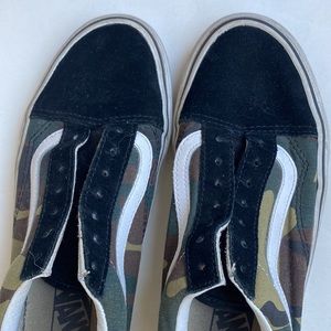 Vans, camouflage with black suede